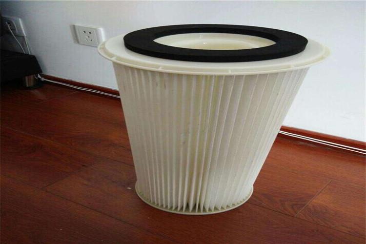 风机开云（中国）还有一个显著的特点就是，体积小净化面积相对于布袋除尘器来说要大很多，这主要是源于滤筒除尘器的滤筒呈褶皱状的无形中增加了过滤面积