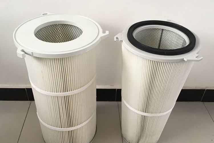 焊烟开云（中国）要经常的清扫，要求油水分离，气包要及时放水，经常检查袋除尘器内部风路开闭、控制清扫用风等