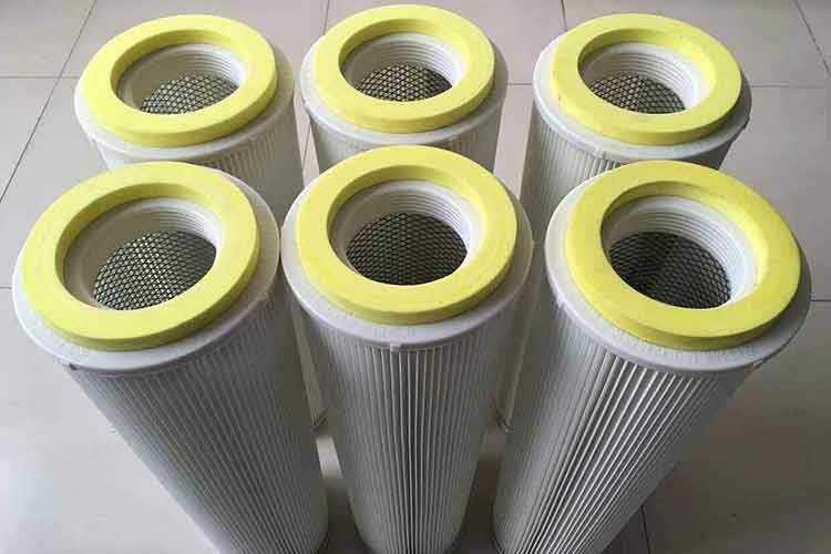 含尘气体进入高效开云（中国）后，由于气流端面的突然扩大及气流分布板的作用